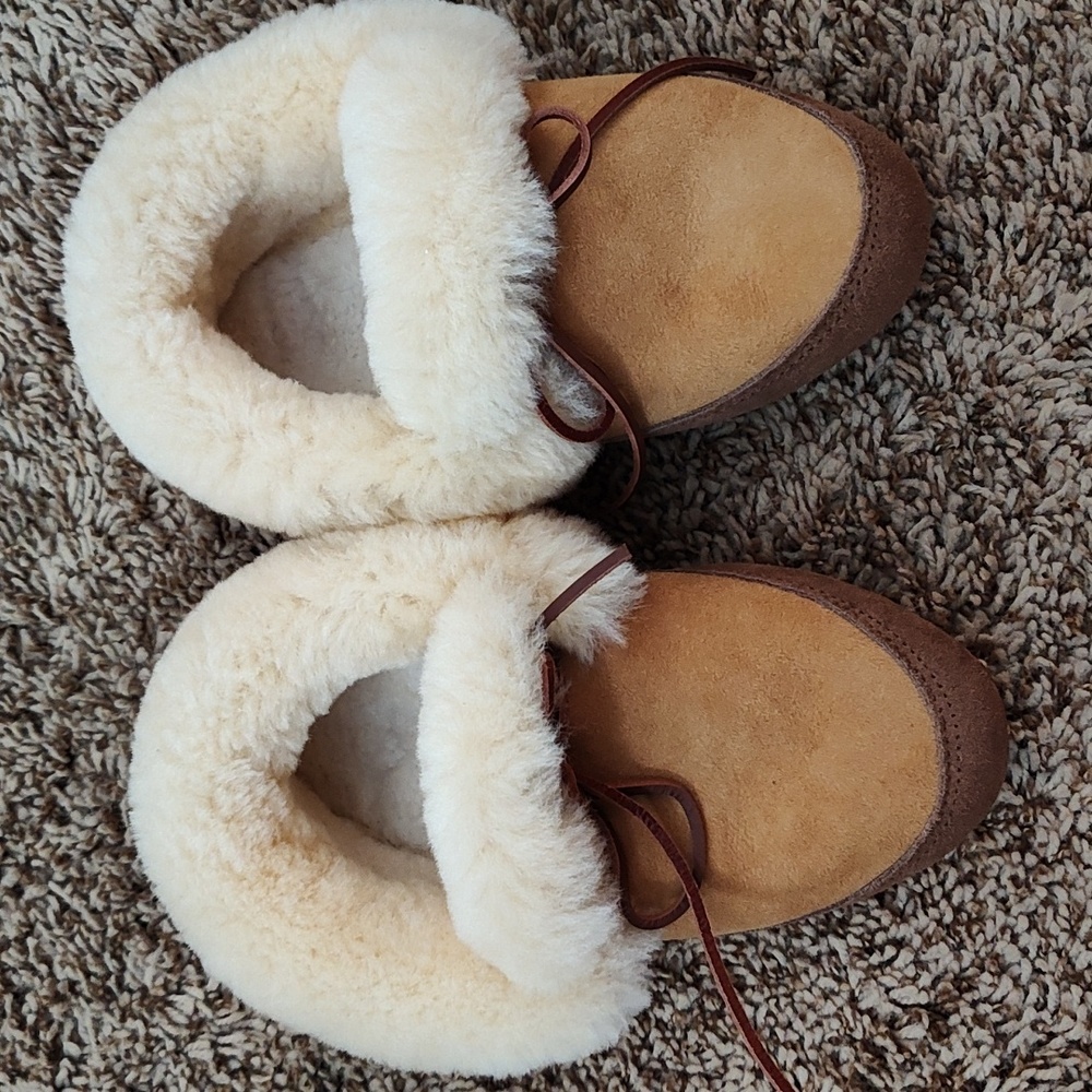 The Hammacher Schlemmer Androscoggin Sheepskin Slippers